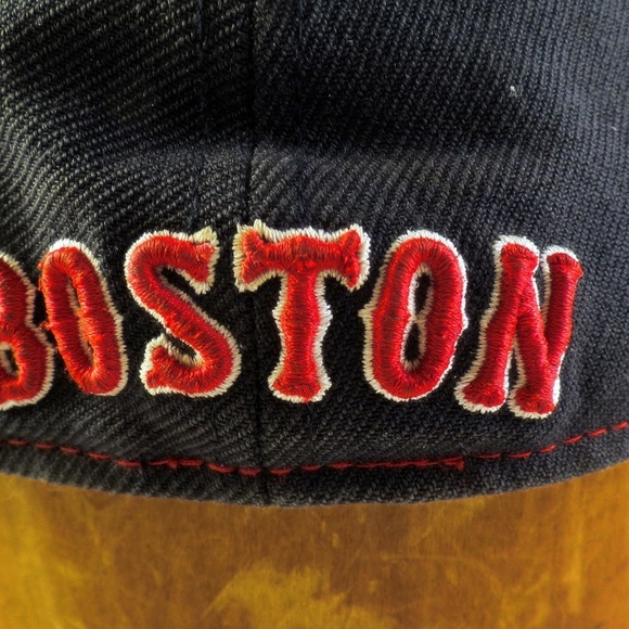 BOSTON RED SOX  NEW ERA Sz 7 3/8 BaseBall Cap Hat - Picture 4 of 7